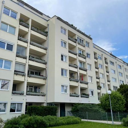 Schone Wohnung Mit Dachterrasse Viena Exterior foto